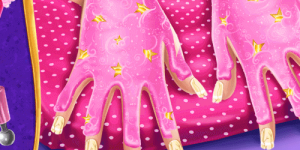 Hra - Superhero Doll Manicure
